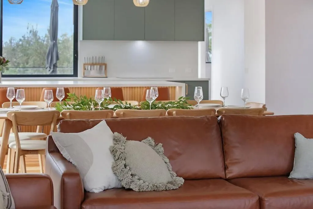 Holiday home Beachfront Escape - 6 Bedroom, Pool & Beach Access Merimbula Australia