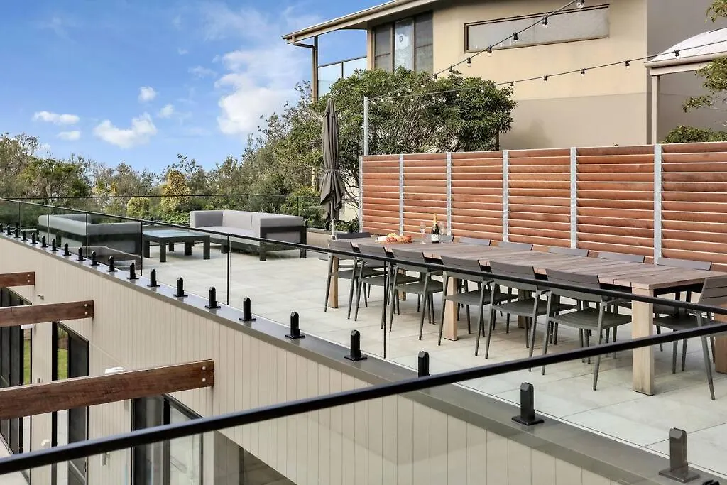 Holiday home Beachfront Escape - 6 Bedroom, Pool & Beach Access Merimbula Australia