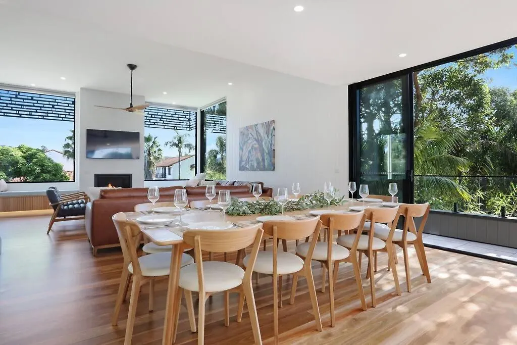 Beachfront Escape - 6 Bedroom, Pool & Beach Access Merimbula 0*,