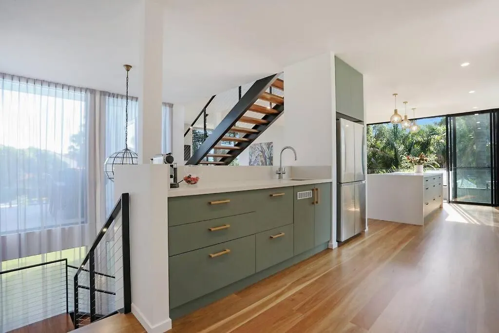Beachfront Escape - 6 Bedroom, Pool & Beach Access Merimbula