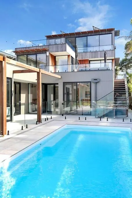 Beachfront Escape - 6 Bedroom, Pool & Beach Access Merimbula